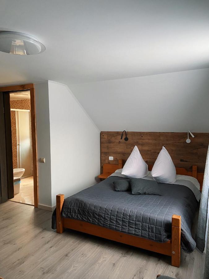 Karpats'kyi Kalejdoskop Hotel Slavske Bagian luar foto